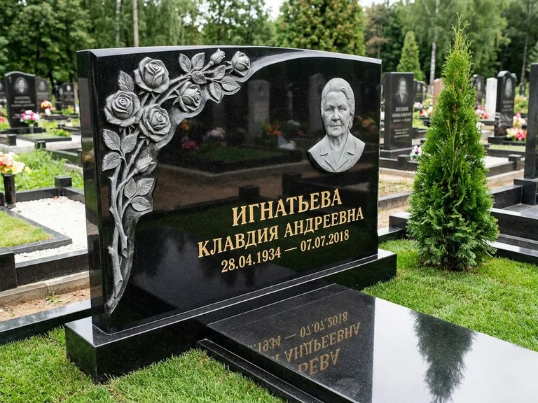 Памятник с барельефом — выполненная работа 45 в Тольятти