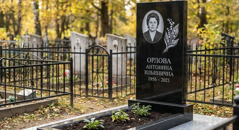 Памятник с гравировкой ландышей — выполненная работа «Орлова» в Тольятти