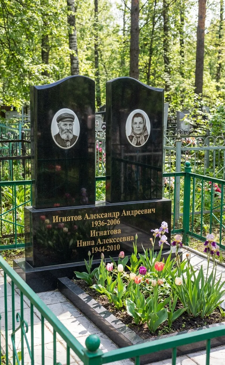 Аллея на Голиковском кладбище в Норильске