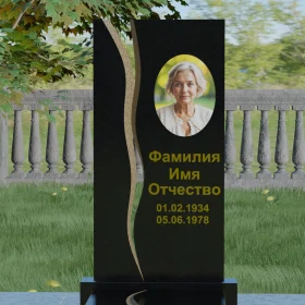 Вертикальный гранитный памятник на одного - П001