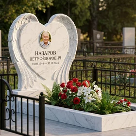 Мемориал с крылом ангела из белого мрамора